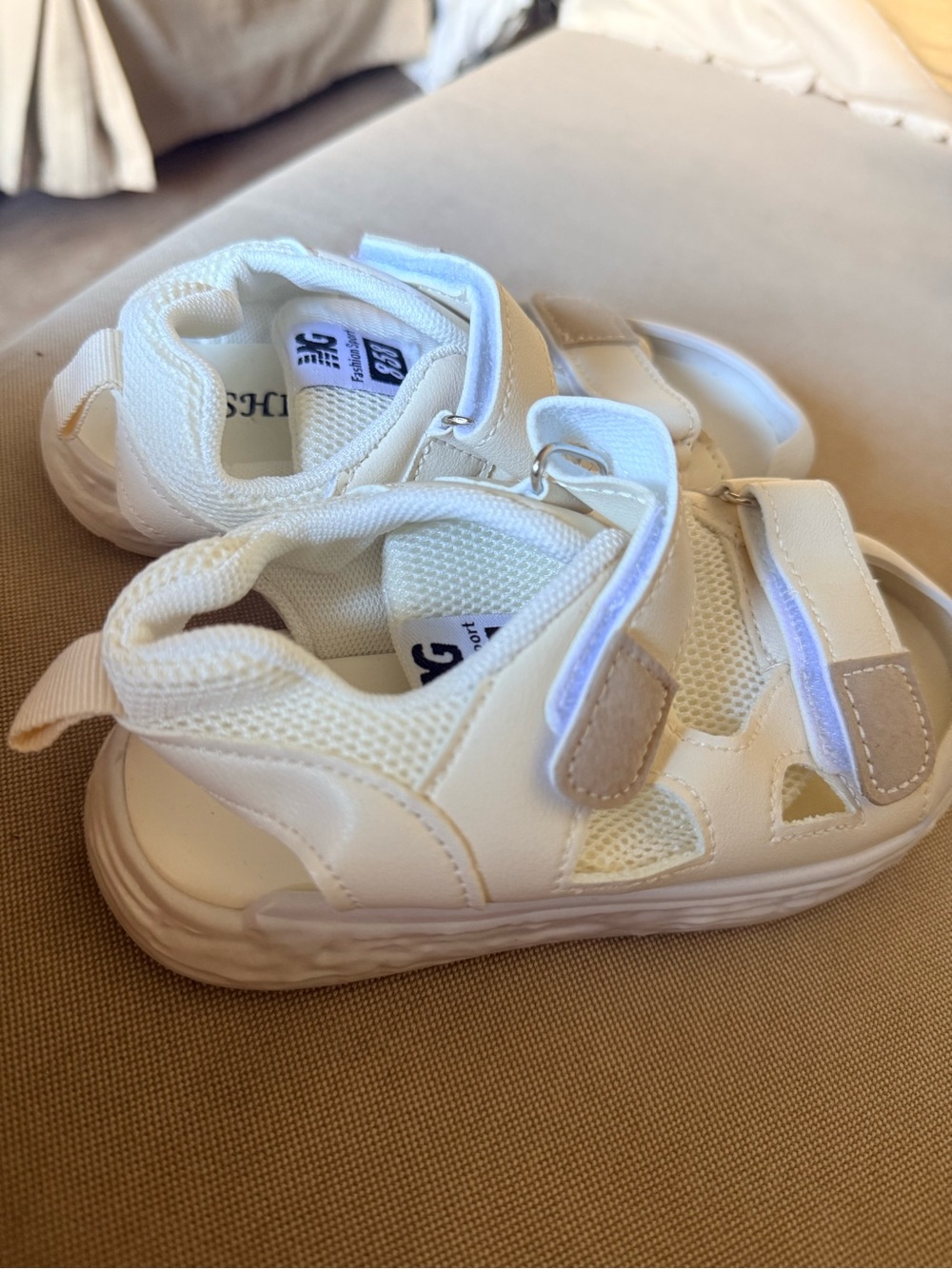 Kids White Open-Toe Hook-and-Loop Sandals